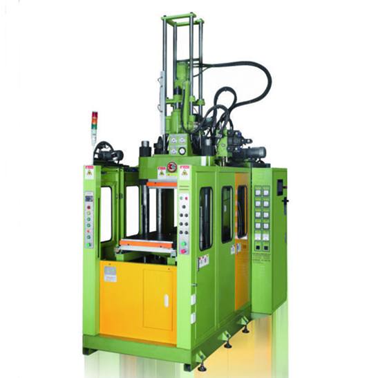 How is rubber molding and vulcanized?